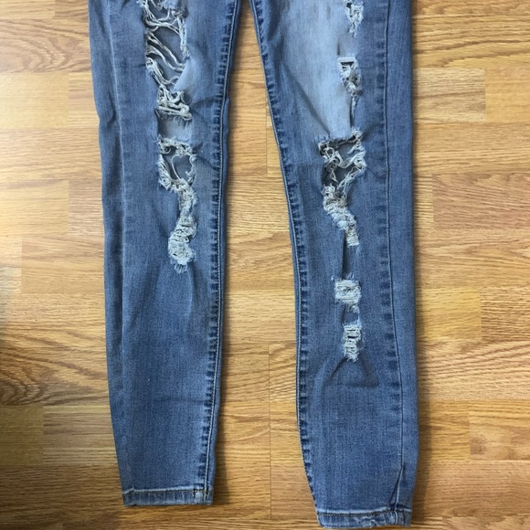 KanCan Super Distressed Denim Skinny Jeans - Picture 8 of 9